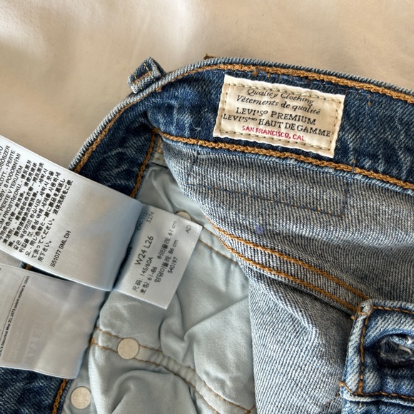 Levis jeans 501-  24 waist - Picture 5 of 5